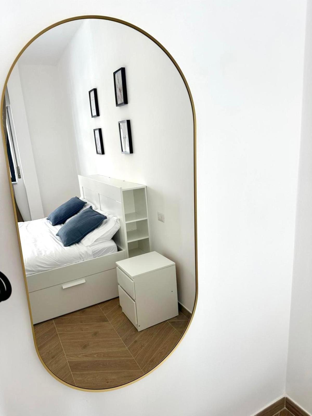 Suite Dante 262 Bari Exterior foto