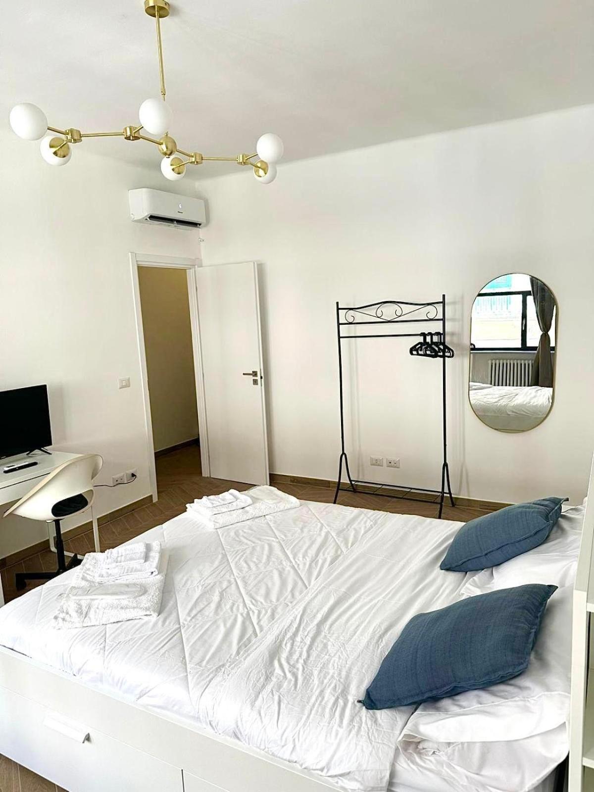 Suite Dante 262 Bari Exterior foto