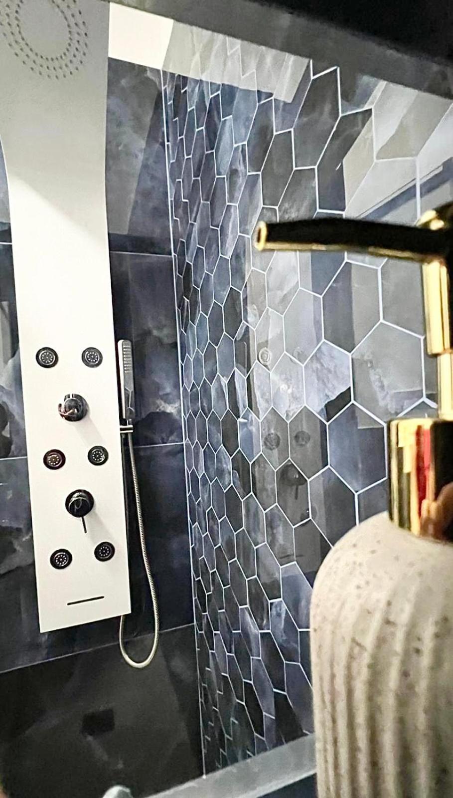 Suite Dante 262 Bari Exterior foto