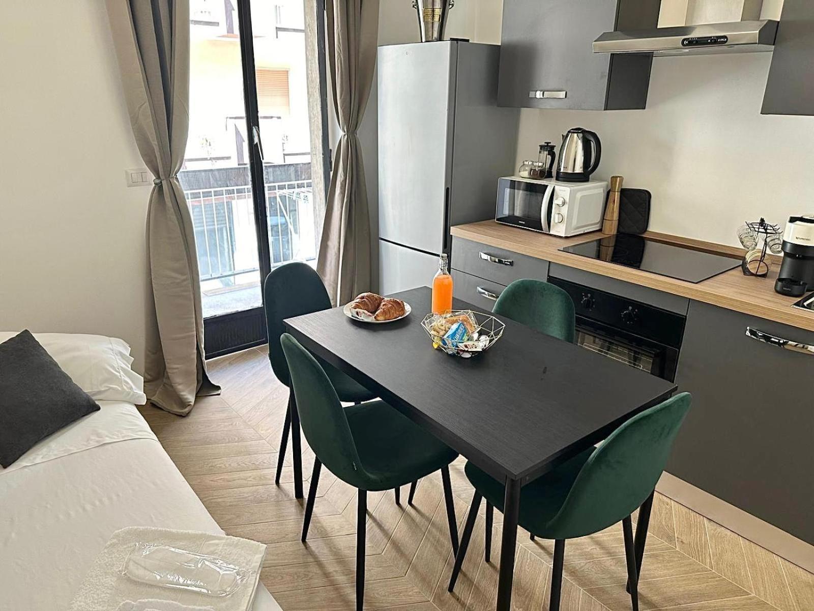 Suite Dante 262 Bari Exterior foto